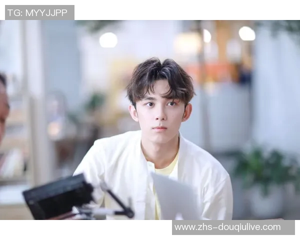 吴磊：从青涩少年到中国足球的希望之星，勇敢追梦的旅程