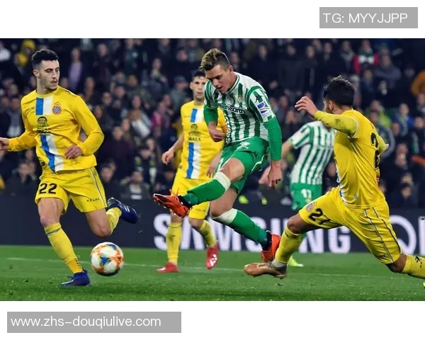 足球动漫直播盛宴尽享精彩赛事与热血青春的完美结合 足球动漫直播盛宴尽享精彩赛事与热血青春的完美结合